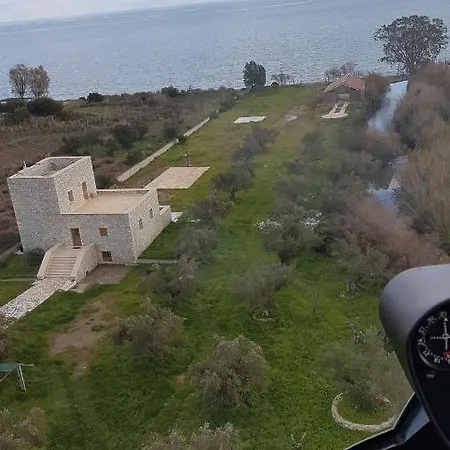 Mani Kamares House * Gythio