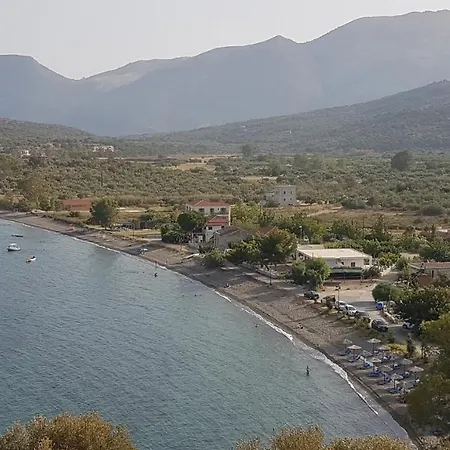 Mani Kamares House * Gythio