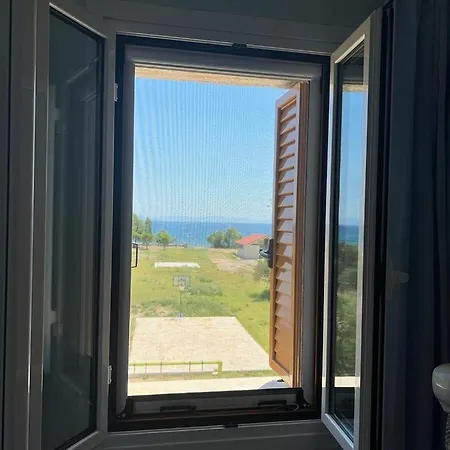 Mani Kamares House Villa *