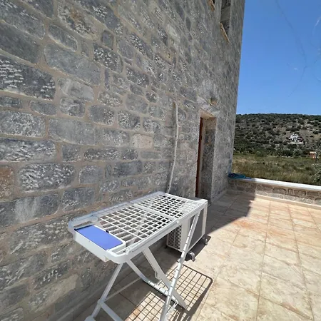 Mani Kamares House Gythio