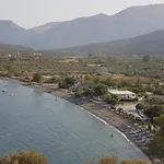 Mani Kamares House * Γύθειο