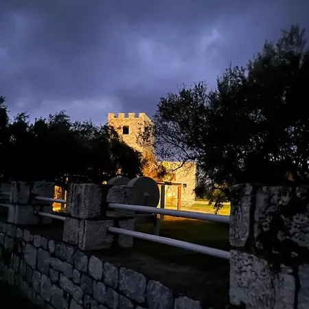 Mani Kamares Estate * Gythio