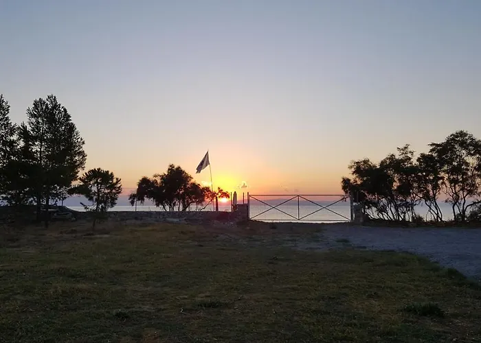 Mani Kamares House Villa *