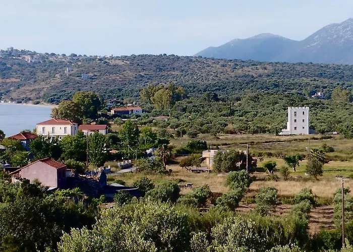 Mani Kamares House * Gythio