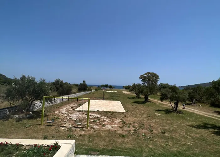 Mani Kamares House Gythio