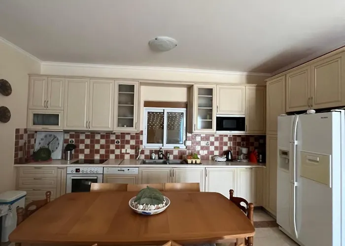 Mani Kamares House Gythio